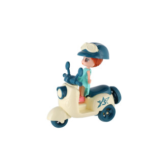 Panenka se skútrem plast 9cm s helmou 4 barvy na kartě 18x25x5cm