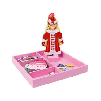 Small Foot Dřevěný oblékací box Princezna