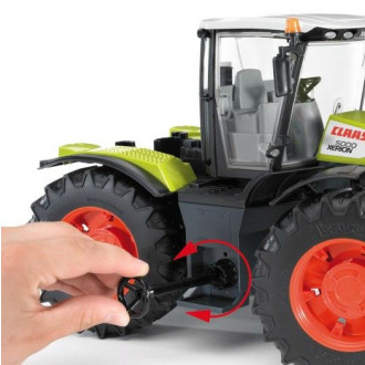 Bruder 3015 Traktor Claas Xerion 5000