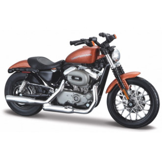 Maisto Harley Davidson 2007 XL 1200N Nightster 1:18