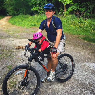 WeeRide SafeFront Classic Přední cyklosedačka na kolo, červená