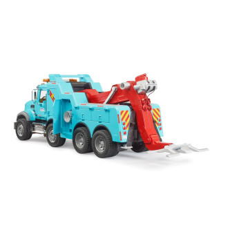 Bruder 2831 MACK Granite těžky odtahový vůz