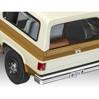 Revell ModelSet auto STRANGER THINGS 67724 - 1985 Chevrolet K5 Blazer (1:25)