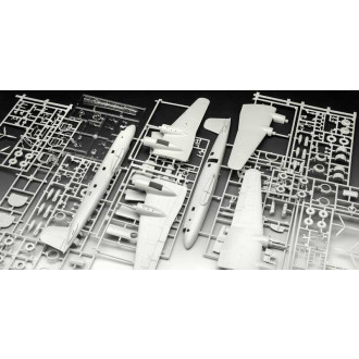 Revell Plastic ModelKit letadlo 03777 - Focke-Wulf Fw 200 C-5/C-8 Condor (1:72)