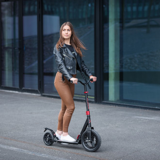 Nils Extreme HC300 Koloběžka s pumpovanými koly