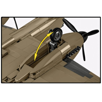 Cobi 5777 II WW Messerschmitt Bf 110C, 1:32, 578 k, 2 figurky