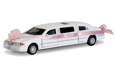 Kinsmart Love Limousine Lincoln Town Car Stretch Limousine 1999 1:38