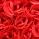 Romantické okvětní lístky růže, Červené