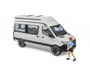 Bruder 2672 Mercedes-Benz Sprinter Camper s figurkou