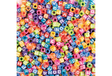 Playbox Barevné plastové korálky s písmenky, 300 kusů