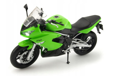 Welly Kawasaki Ninja 650R, zelená 1:10