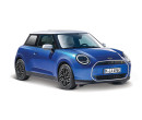 Maisto Mini Cooper SE, modrá, 1:24